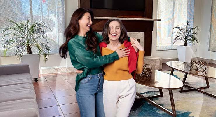 CELEBRA A MAMÁ CON UN VIAJE Krystal Urban® Ciudad Juárez CELEBRA A MAMÁ CON UN VIAJE Krystal Urban® Ciudad Juárez